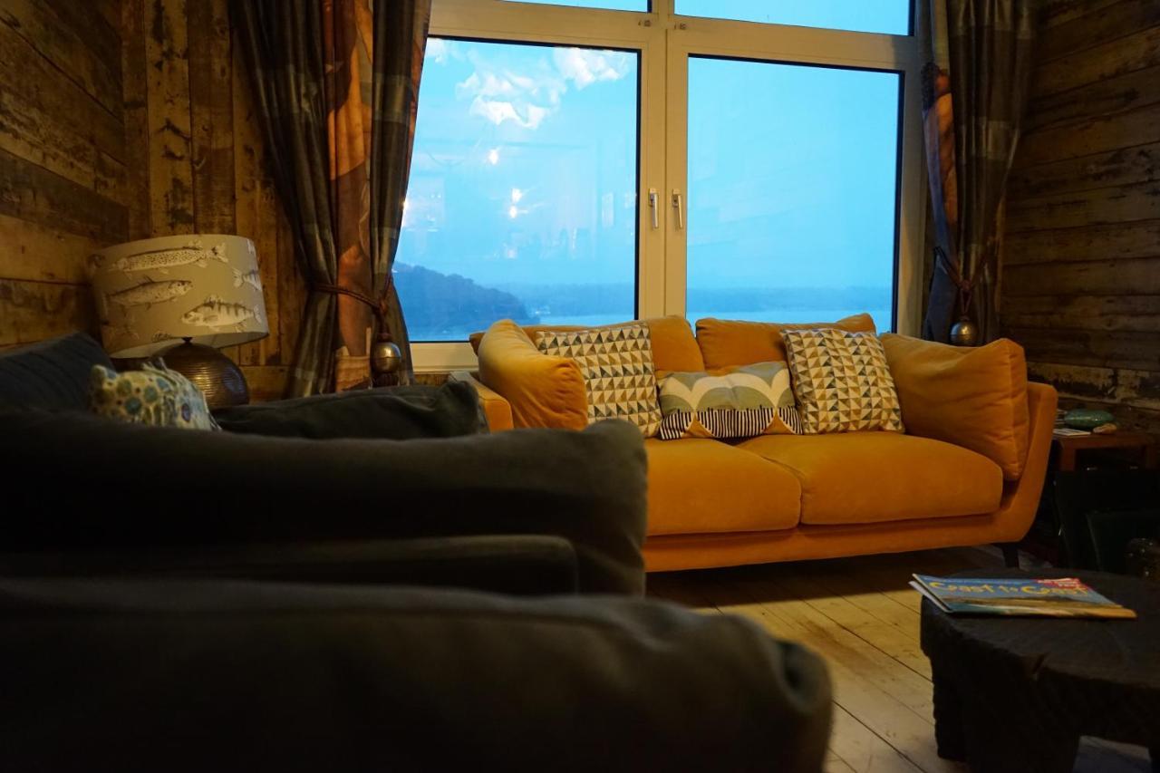 Beach House With Sea Views Over Saundersfoot Bay Exteriör bild