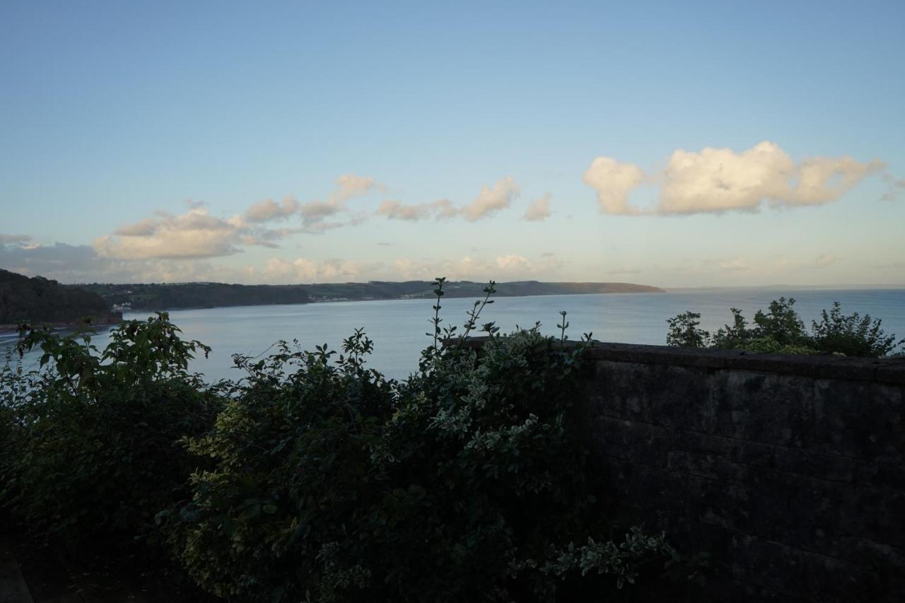 Beach House With Sea Views Over Saundersfoot Bay Exteriör bild